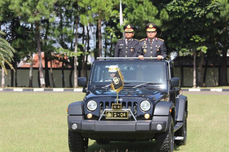 Wakalemdiklat Polri Lantik 1.290 Bintara menjadi Perwira Polri