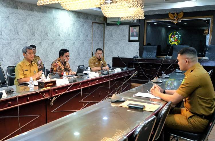 Tujuh Peserta Seleksi Terbuka JPT Pratama Pemko Medan Mengikuti Tes Penulisan Makalah dan Wawancara