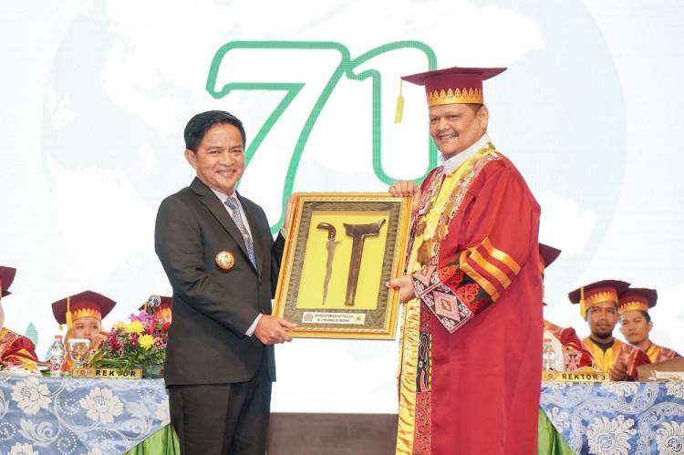 Pejabat Gubernur Sumut Ingatkan Lulusan PT Agar Tidak Cuma Andalkan Ijazah