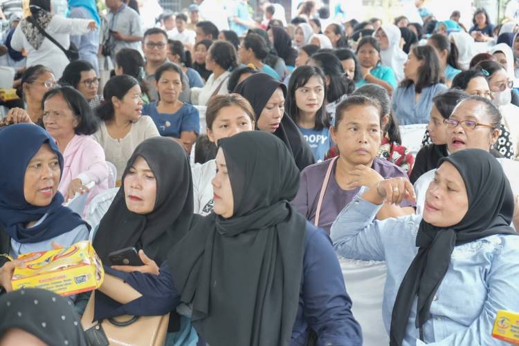 Bantu Masyarakat Penuhi Kebutuhan Pokok Jelang Natal dan Tahun Baru, Pemko Medan Gelar Pasar Murah di 53 Lokasi