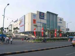 Medan Fair Plaza Gempar!!! Pria Tewas Terjun dari Lantai 5