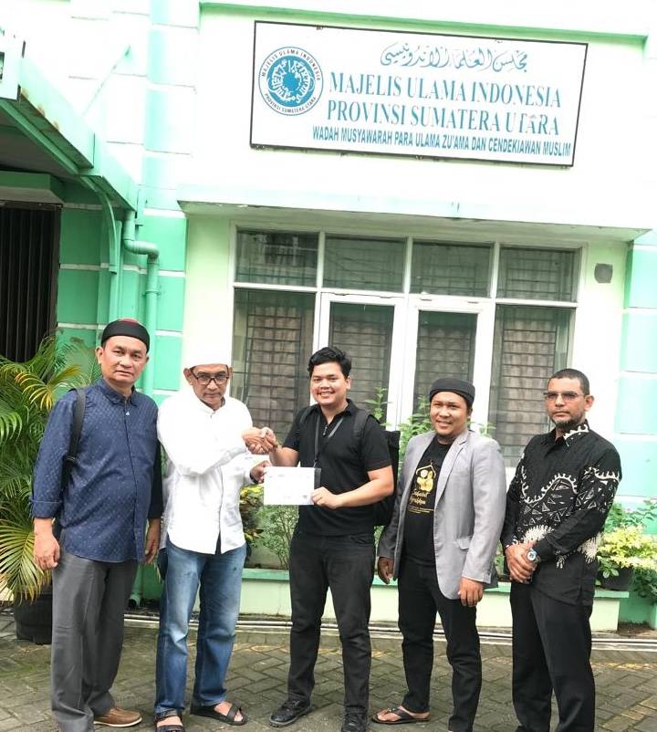 Green Smoothie Factory Cabang Sumut serahkan sumbangan "Sumut For Palestine"