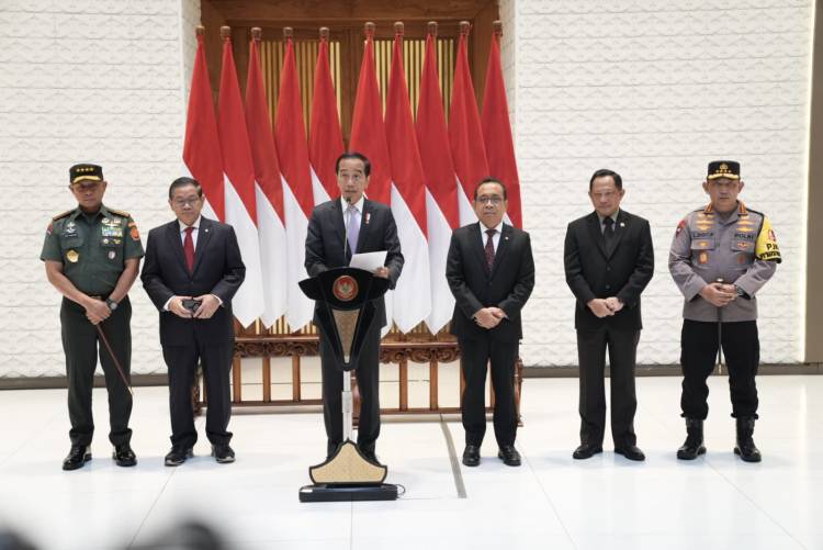 Panglima TNI Lepas Presiden RI Kunker ke Dubai