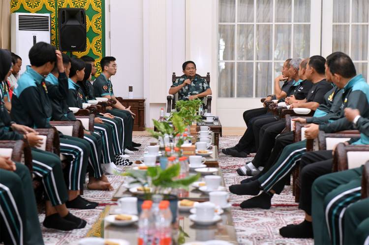 Pemprov Sumut Serahkan Tali Asih kepada Atlet Berprestasi Asian Games dan Sea Games