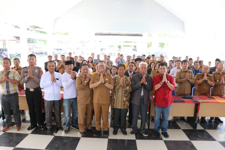 Buka Sosialisasi Cipta Kondis,i Bupati Toba : Mari Wujudkan Pemilu Damai