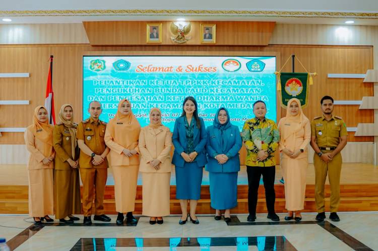 Ny Kahiyang Ayu Saksikan Pengesahan 3 Ketua DWP Kecamatan, Bangun Kekompakan dan Dukung Pembangunan