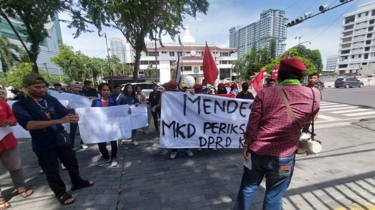 Ketua DPRD Medan Koperatif, Diminta Letak Jabatan