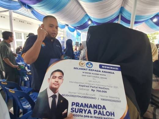 &bull; Program Indonesia Pintar: Ribuan Pelajar Medan Terbantu di Reses Prananda Surya Paloh
