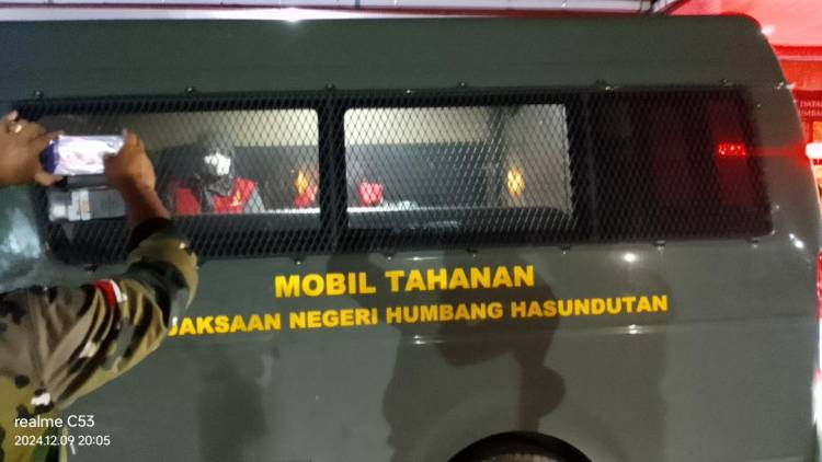 Di Hari Anti Korupsi Sedunia, Kadis Lindup, Bendahara Dislup Humbahas Ditetapkan Tersangka