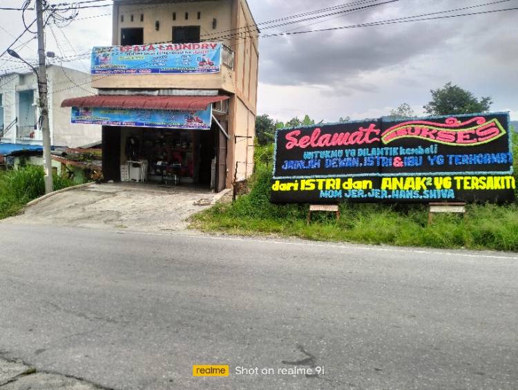 Ucapan Selamat Saat Pelantikan DPRD Kabupaten Toba, Mengundang Tanda Tanya