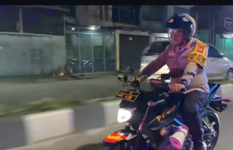 Kapolrestabes Medan Cek Pospam Nataru Pastikan Kesiapan Personel