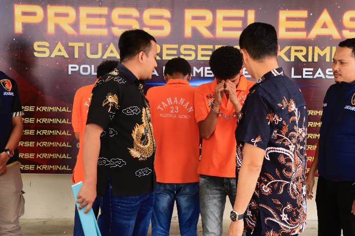 Diawali Konsumsi Miras Bersama, Polresta Ambon Ringkus Pelaku Pengeroyokan