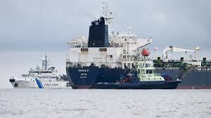Kapal tanker Rusia di Tarik ke Pantai, dugaan sabotase Laut Baltik
