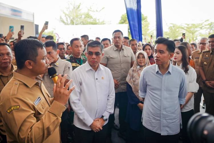 Bobby Nasution Dampingi Wapres Gibran Kunjungi Job Fair 2024 di BBPVP Medan
