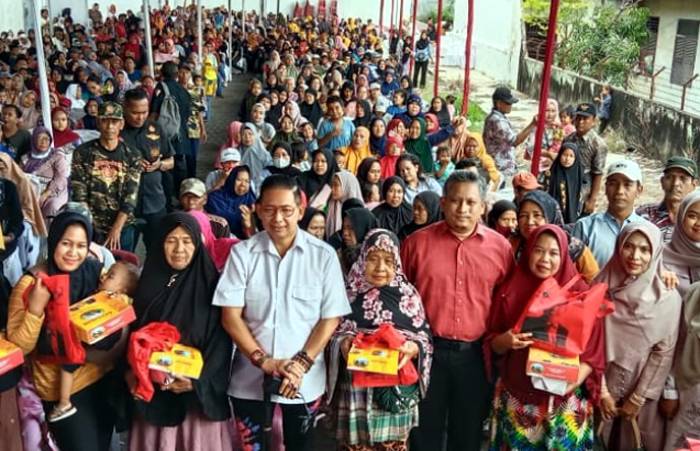 Reses I di Tirtosari, Ketua DPRD Medan Wong Chun Sen Serap Aspirasi dan Sapa Ribuan Peserta Yang Hadir