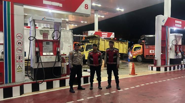 Samapta Polres Labusel Amankan Gudang Logistik Pemilu