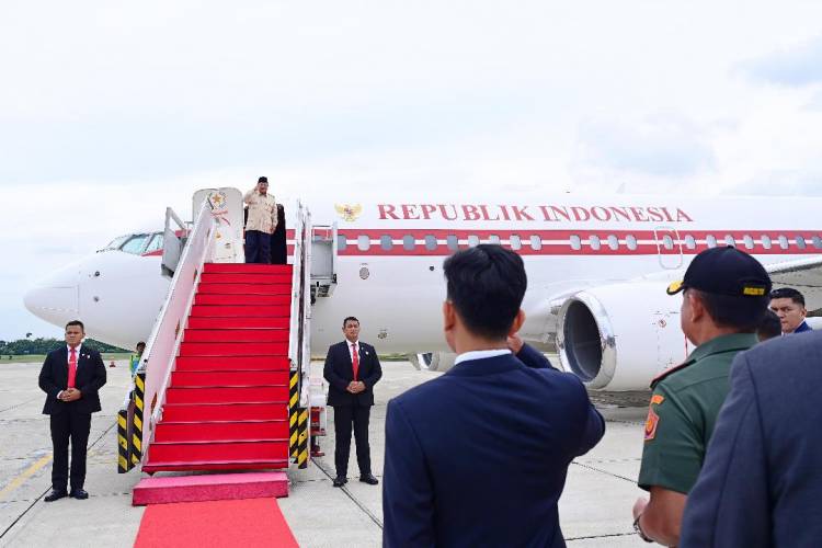 Panglima TNI Antar Keberangkatan Presiden RI Kunjungan Kenegaraan ke Luar Negeri