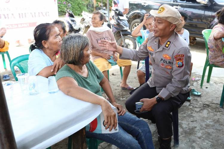 Trauma Healing Polda Sumut di Desa Patumbak Kampung untuk Korban Banjir
