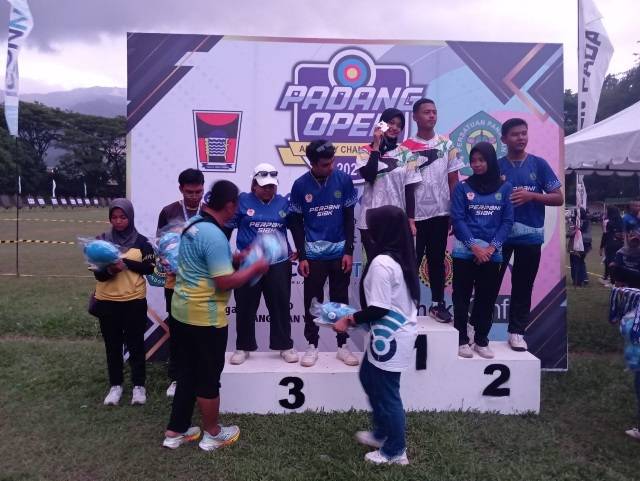 Padang Open Archery Championship 2024,  PERPANI Tebingtinggi Raih Juara 2 Umum