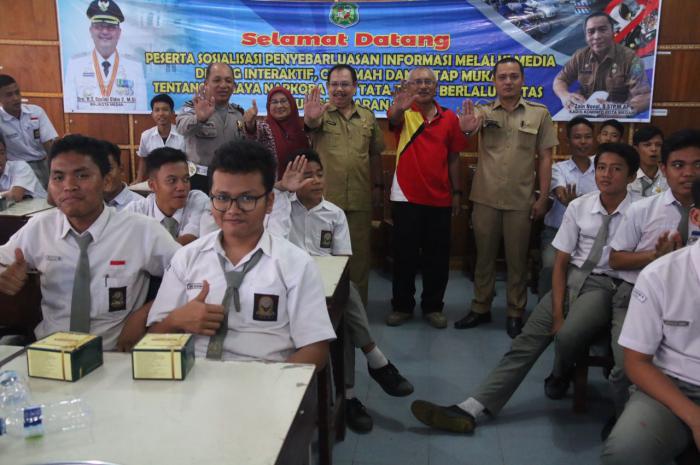 Dinas Kominfo Kota Medan Sosialisasi Narkoba di SMK Negeri 6