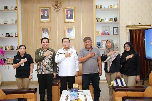 Audiensi KPU Pematangsiantar Bersama Wesly Bahas Pendidikan Politik dan Hibah Kantor
