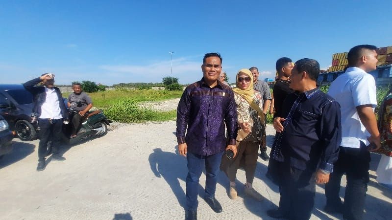 Saipul Bahri Sidak Penimbunan Anak Sungai di Belawan
