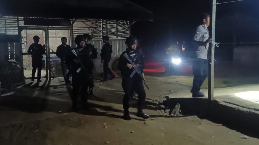 Ada Informasi Lokasi Judi, Personel Sat Brimob Polda Sumut Bersama Personel Polsek Patumbak Langsung Seser