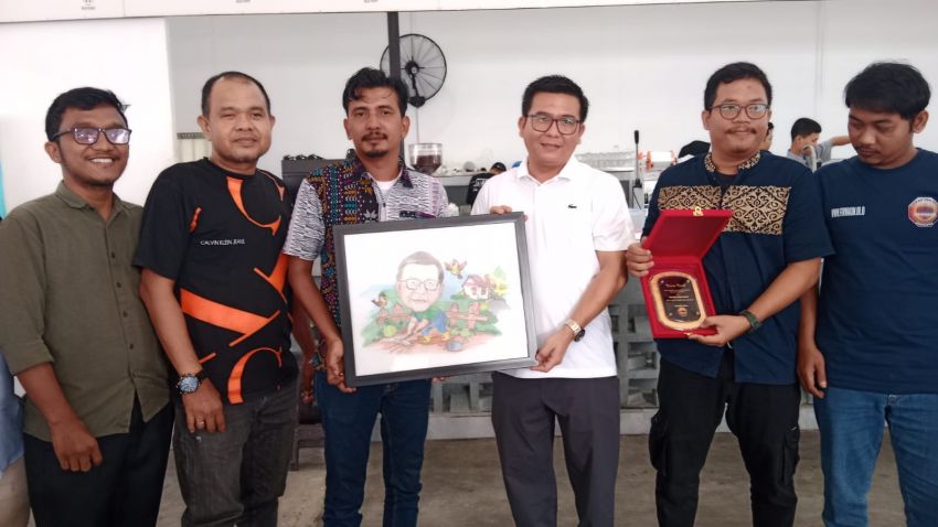Forwakum Sumut Beri Cinderamata Unik untuk Muttaqin Harahap, Aspidsus Kejati Sumut yang Dipromosikan ke Kejagung