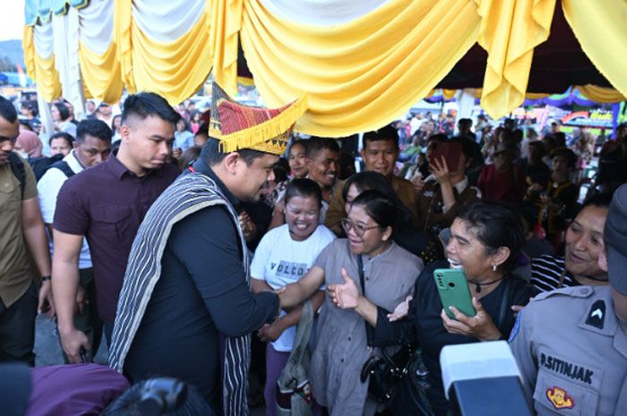 Sahuti Aspirasi Masyarakat Pakpak Bharat, Bobby Nasution akan Bangun Infrastruktur hingga Bantu Pedagang Kecil