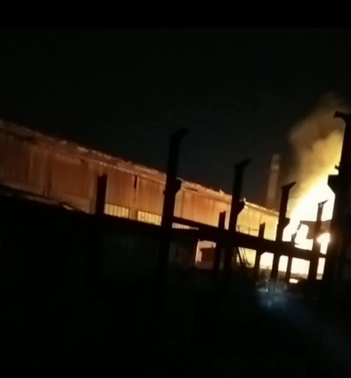 Pelaku Penjarahan Massal Ditangkap, Setelah itu  Pabrik Kaca PT ARB Terbakar