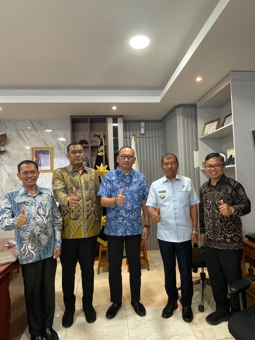 Sekjen Kemensos Apresiasi Keseriusan Bupati Toba Dirikan Sekolah Rakyat