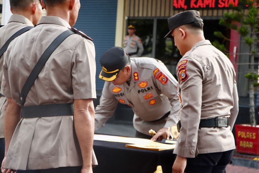 Pimpin Sertijab Sejumlah Pejabat Polres dan Kapolsek, Kapolres Aceh Barat Titip Pesan Ini