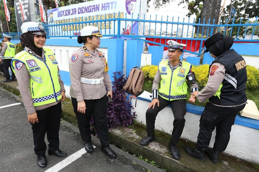 Pastikan Personel Tetap Prima, Kompol Gabriellah Pimpin Pemeriksaan Kesehatan Sebelum Operasi Patuh Toba 2025