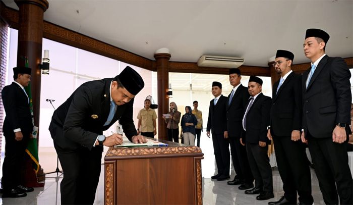 Bobby Nasution Lantik Direksi dan Komisaris Dua BUMD, Minta Segera Buat Rencana Strategis Bisnis Tingkatkan PAD