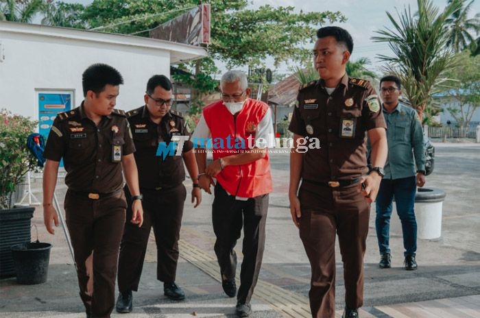 Tim Penyidik Pidsus Kejari Batu Bara Tahan Kadis Kesehatan Terkait Dugaan Korupsi Belanja Tak Terduga di Dinkes Dengan Pagu Rp 5,1 Miliar