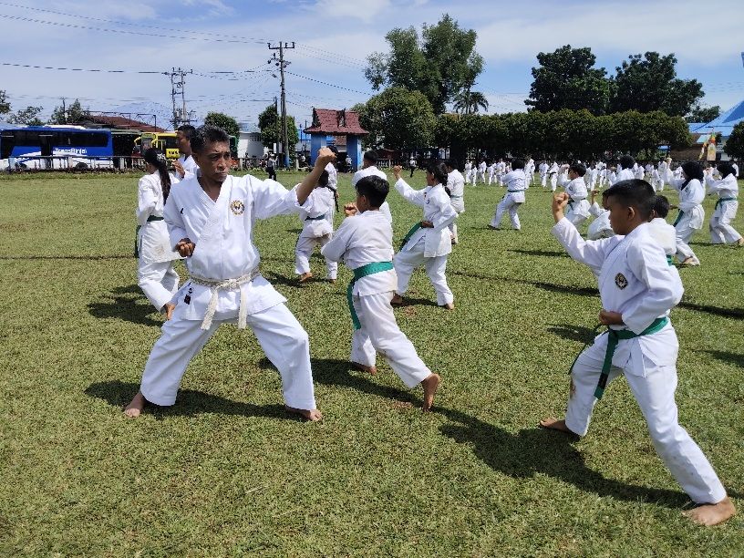 Ketua Harian Karate Wadokai Sumut Kompol H.Djanuarsa,S.H Hadiri Gashuku Dan Kenaikan Tingkat