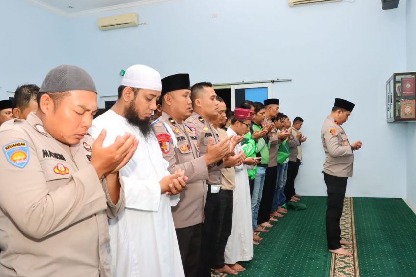 Doakan Affan Kurniawan, Polres Tebingtinggi Bersama Komunitas Ojol Gelar Shalat Ghaib