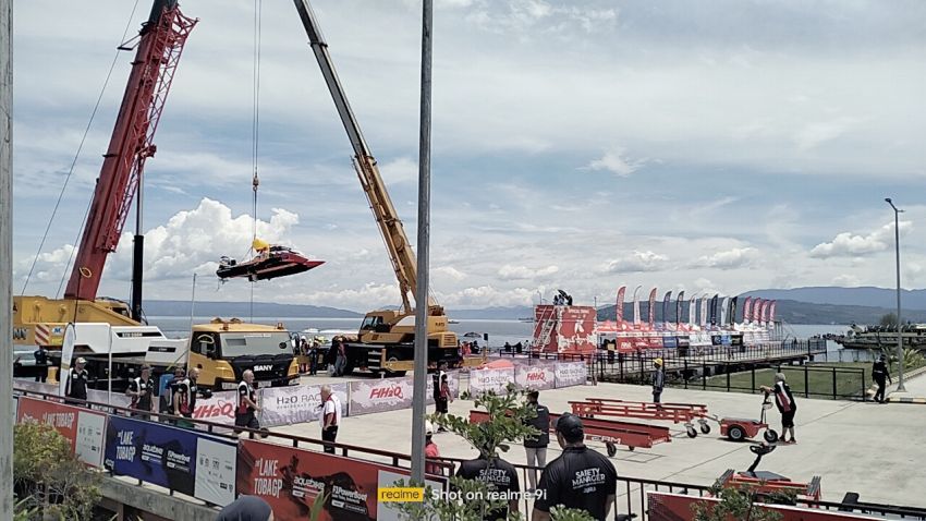 Perlombaan Grand Prix F1 Powerboat Alami Kecelakaan