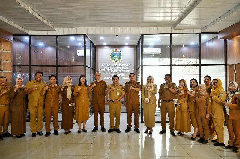 Sekdaprov Sumut Minta Disbudparekraf Lebih Kreatif Lahirkan Program Kegiatan