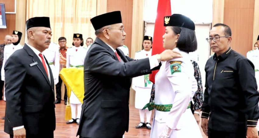 Kukuhkan Anggota Paskibraka 2025, Bupati; Ini Puncak Perjuangan dan Awal Tanggung Jawab
