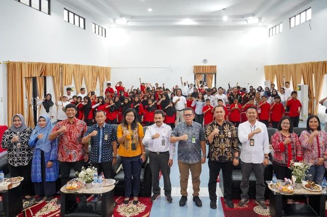 Rico Waas: Bentuk Karakter Hidup Bersih dan Sehat Sejak Dini