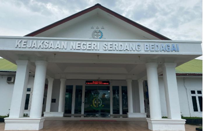 Kejari Sergai Bantah Tayangan &ldquo;Utang Tukang Opak Berujung Korupsi&rdquo;, Tegaskan Perkara Belum Inkracht dan Masih Tahap Kasasi