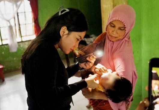 Ketika Wali Kota Medan Kembalikan Senyum Manis di Bibir Salwa