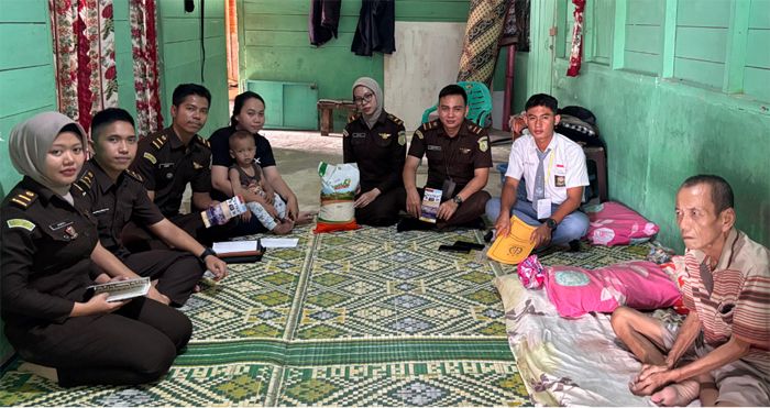 Kejari Gunungsitoli Temui Langsung Masyarakat Dalam Program Pelayanan Hukum Gratis di Desa Maowo-Gunungsitoli