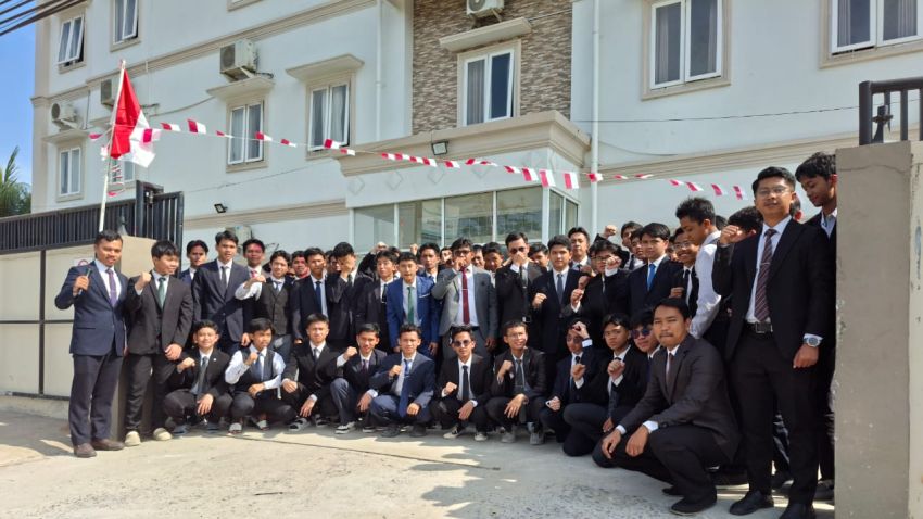 Pondok Pesantren yayasan Tahfidz Sulaimaniyah yusra Gelar Upacara HUT RI Ke-80