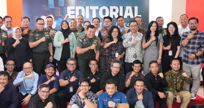 Editorial Meet and Greet Puspen TNI Bersama Media