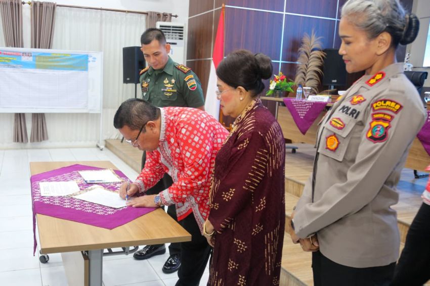 Rapat TPPS, Wesly Teken Komitmen Bersama 2025 Penurunan Stunting