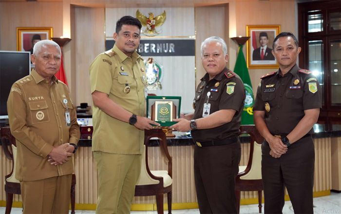 Gubernur Bobby Nasution dan Kajati Sumut Bahas Program Restorative Justic