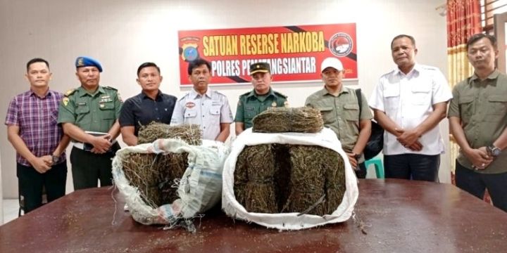 Kodim 0207 Simalungun Amankan Ganja 47, 20 Kg Tak Bertuan dari USI
