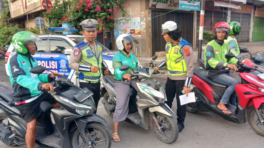 Penling - Penluh kepada Pengemudi Ojol,Sat Lantas Polres Pematangsiantar